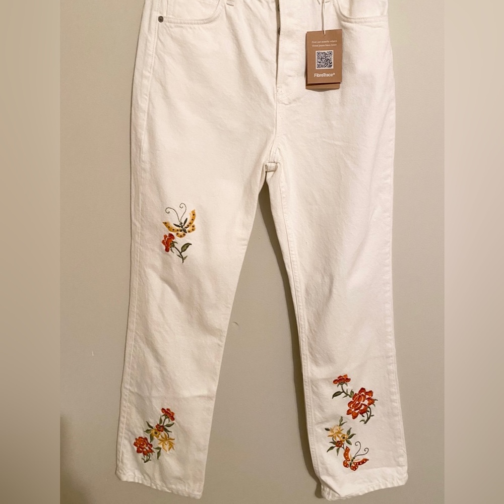 Reformation Jeans Cynthia High
Rise Straight Leg Embroidered‎